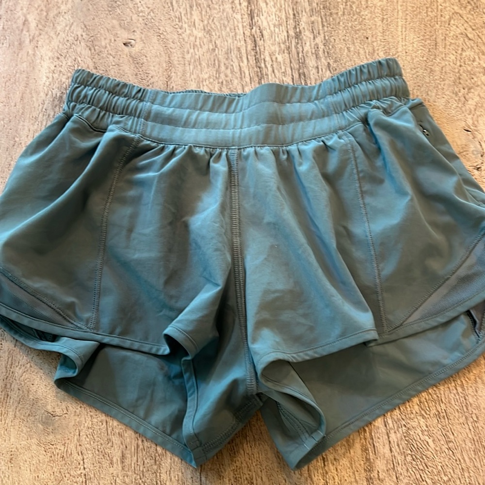 Lululemon Shorts Size 2